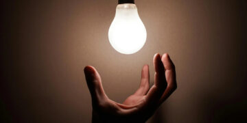 Έρχεται δύσκολο φθινόπωρο για τους καταναλωτές ηλεκτρικού ρεύματος