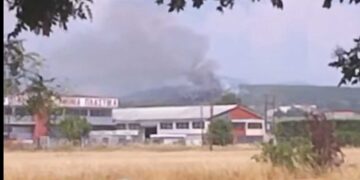 Συμβαίνει ΤΩΡΑ: Φωτιά προς Μποδοσάκειο Νοσοκομείο - Βίντεο