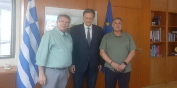 ΓΕΝΟΠ-ΔΕΗ στη συνάντηση με Σκυλακάκη: “Να μη χαθεί ούτε μία θέση εργασίας”