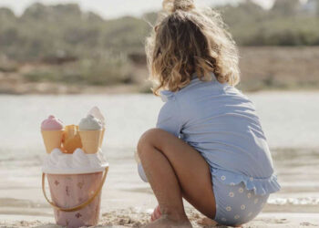 Για ασφαλές παιχνίδι κάτω από τον ήλιο δεν αρκεί μόνο το αντηλιακό!