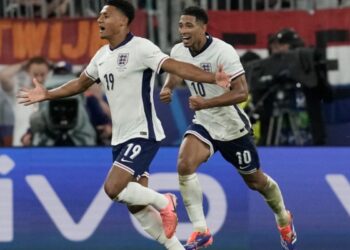 Ισπανία – Αγγλία: Μάχη μεταξύ φαβορί και πεπρωμένου