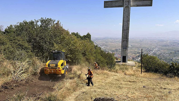 Καθαρισμός του λόφου Αγίου Παντελεήμονα από το Δήμο Φλώρινας (Φωτογραφίες)