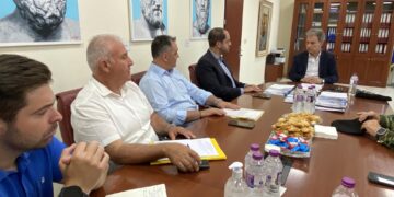 «Φέρτε συγκεκριμένες προτάσεις»- Κάλεσμα του Υφυπουργού Άμυνας στους Δήμους Κοζάνης και Σερβίων για την παραχώρηση στρατοπέδων- Κοκκαλιάρης: «Δεν υπήρξε ποτέ κάτι τεκμηριωμένο, το σχεδιάζουμε»- Αμανατίδης: «Επωφελής λύση για όλους»