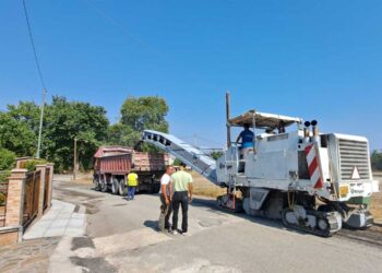 Ξεκίνησε η συντήρηση και ασφαλτόστρωση κεντρικών δρόμων στα Σέρβια – Πόσο θα διαρκέσει το έργο
