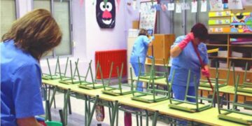 Ξεκινούν οι αιτήσεις για 106 θέσεις καθαρίστριας (41 πλήρους και 65 μερικής απασχόλησης) για σχολεία στο Δήμο Κοζάνης