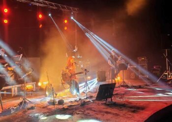 Μαγική βραδιά με την Μαρία Παπαγεωργίου χθες στα Γρεβενά (Φώτο+Βίντεο)