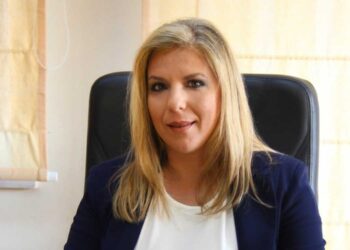 Μαρία Συρεγγέλα: Καλώ όλες τις συναδέλφισσές μου στη Βουλή να υψώσουμε μαζί τη φωνή μας απέναντι στο «βούλωστο».