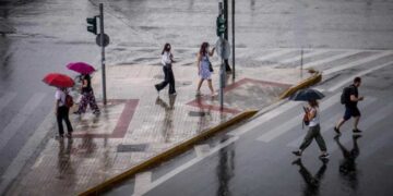 Μαρουσάκης: Μπόρες και καταιγίδες θα σαρώσουν τη χώρα - Σε ποιες περιοχές χρειάζεται ετοιμότητα