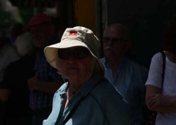 Μεγάλες αλλαγές στις συντάξεις: Τι θα γίνει με τον τρόπο υπολογισμού και τις αυξήσεις