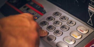 Νέα… τράπεζα στην Ελλάδα: Ο ρόλος της Πειραιώς