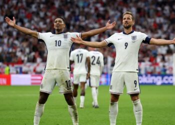 Ολλανδία - Αγγλία: Χορός για δύο στην Αρένα του Ντόρτμουντ