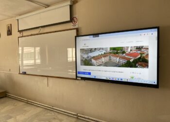 Πλήρως (πλεόν) εξοπλισμένο το 2ο Λύκειο Πτολεμαΐδας μετά την τοποθέτηση 13 νέων διαδραστικών οθονών αφής στις αίθουσες διδασκαλίας