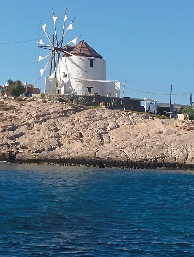 Πρεμιέρα κάνει αύριο Πέμπτη ο ΑΥΓΟΥΣΤΟΣ , ο Μήνας της Παναγιάς ! (της Κούλας Πουλασιχίδου)