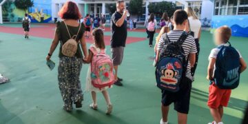 Σχολεία: Πότε χτυπάει το πρώτο κουδούνι τον Σεπτέμβριο - Τι είναι το νέο "Ψηφιακό Σχολείο"