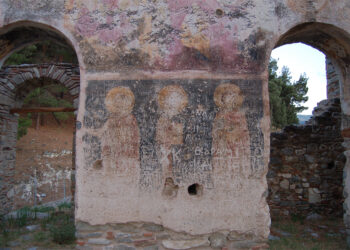 Σέρβια: Θεία Λειτουργία στη Βασιλική των Κάστρων