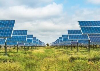 Στα αζήτητα τεράστιες ποσότητες πράσινης ενέργειας – Από 5 έως 6 γιγαβάτ θα περικοπούν το φθινόπωρο & η λύση στο πρόβλημα