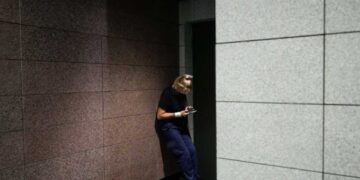 Τα παραθυράκια των εργοδοτών για να μην εφαρμόσουν την ψηφιακή κάρτα