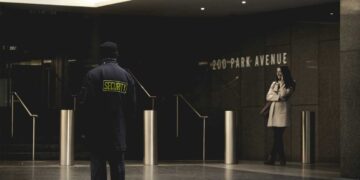 Το Κέντρο Δια Βίου Μάθησης VOLTEROS, σε συνεργασία με το ΚΕΜΕΑ και τον ΕΟΠΠΕΠ, οργανώνει και υλοποιεί Εξ Αποστάσεως το νέο τμήμα Κατάρτισης & Πιστοποίησης Προσωπικού Ιδιωτικής Ασφάλειας (Security) διάρκειας 105 ωρών