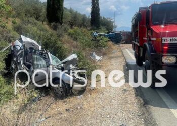Τροχαίο στη Μεσσηνία: Έκοψαν τις οροφές των ΙΧ για να απεγκλωβίσουν νεκρούς και τραυματίες