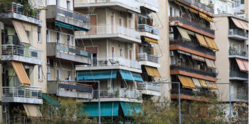 Βάσεις 2024: Και ο αγώνας για φοιτητικό σπίτι μόλις ξεκινά – Πίνακες με τις μέσες τιμές ενοικιάσεων διαμερισμάτων