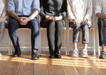 Aνεργία: Έπεσε κάτω από 10% τον Ιούνιο – Τι προβλέπεται για το 2024