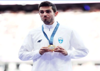 ΑΘΛΗΤΙΚΑ Αρνήθηκε να είναι σημαιοφόρος στην τελετή λήξης ο Τεντόγλου - Καραλής ο επικρατέστερος υποψήφιος