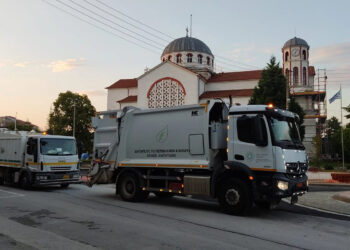 Εργασίες καθαρισμού και πλύσης κάδων απορριμμάτων από τον Δήμο Αμυνταίου
