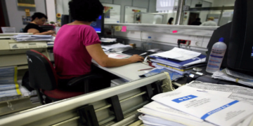 Φορολόγηση ελεύθερων επαγγελματιων: Τα επικρατέστερα σενάρια για τις αλλαγές