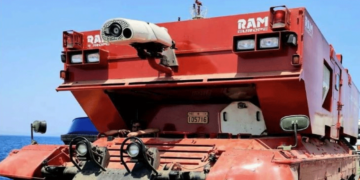 Φωτιά στον Βαρνάβα: Το θηριώδες Jumbo Track Multi στη μάχη της κατάσβεσης – Φθάνει από τον Ορχομενό