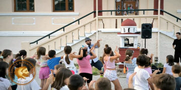 Γέλιο, κέφι και χαρά στον προαύλιο χώρο του Παλαιού Α’ Δημοτικού Σχολείου Αμυνταίου