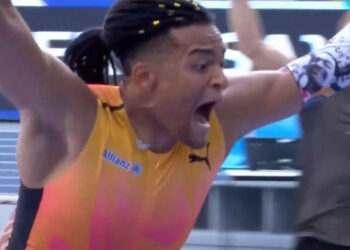 Ο Καραλής κατέρριψε το πανελλήνιο ρεκόρ – Βίντεο με το ιστορικό άλμα