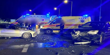 Καστοριά: Σοβαρό τροχαίο με αρκετούς τραυματίες – Επέβαινε βρέφος στο ένα ΙΧ