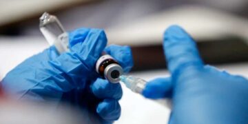 Ξεκίνησαν οι πρώτες δοκιμές εμβολίου κατά του καρκίνου του πνεύμονα σε επτά χώρες