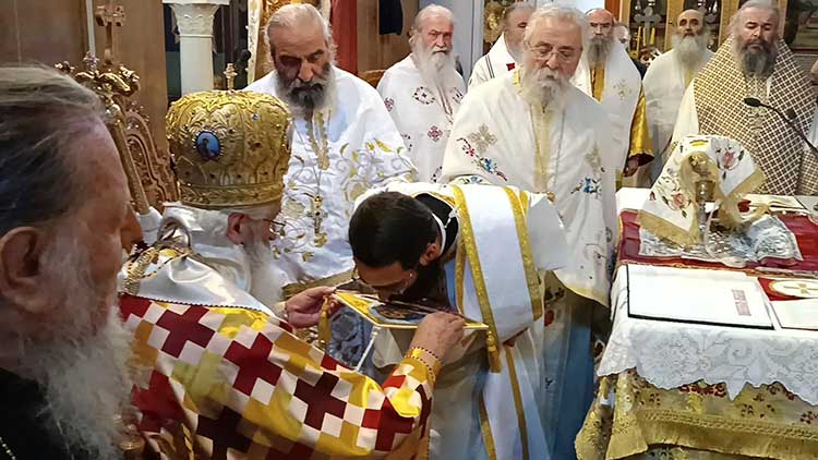 Λαμπρό Πολυαρχιερατικό Συλλείτουργο για τα ονομαστήρια του Μητροπολίτου Φλωρίνης κ. Ειρηναίου - Χειροτονήθηκε Πρεσβύτερος ο π. Άνθιμος Γιαρματζίδης - Σε ποια ενορία της Πτολεμαΐδας θα τοποθετηθεί ( ρεπορτάζ της Κούλας Πουλασιχίδου )