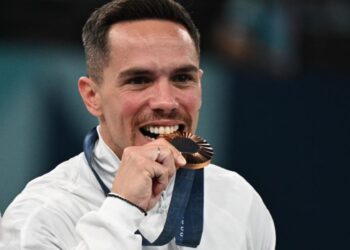 Λευτέρης Πετρούνιας: Η απονομή του χάλκινου μεταλλίου (βίντεο)