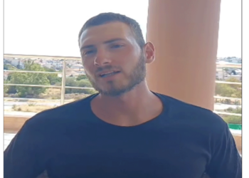 «Ο πνιγμός είναι βουβός»: Συνέντευξη του Πτολεμαϊδιώτη ναυαγοσώστη Κωνσταντίνου Τουρνά στην Αναστασία Κοτζακόλιου