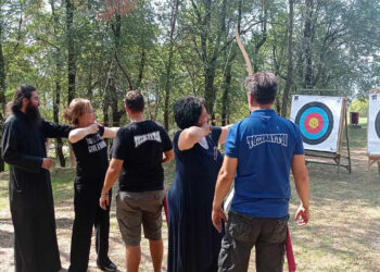 Οι «ΤΟΞΟΚΛΥΤΟΙ» πήγαν στην πρώτη εκκλησιαστική κατασκήνωση της Ιεράς Μητροπόλεως Σισανίου και Σιατίστης