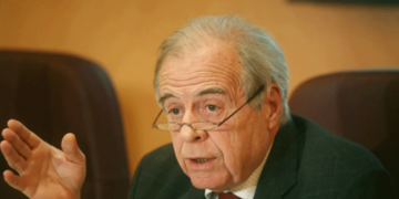 Πέθανε ο πρώην δήμαρχος Αθηναίων, Θεόδωρος Μπεχράκης