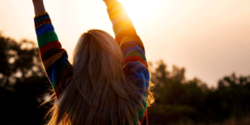 Πόσα λεπτά έκθεσης στον ήλιο αρκούν για την αύξηση της βιταμίνης D