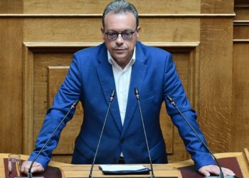 Αντάρτικο από τον Φάμελλο, αρνείται να παραιτηθεί από πρόεδρος της Κ.Ο του ΣΥΡΙΖΑ, δηλώνει υποψήφιος για τη θέση