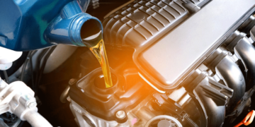 Τα 5 λάθη που κάνεις με τα λάδια του αυτοκινήτου -Γιατί μπορείς να καταστρέψεις τον κινητήρα σου