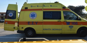 Τραγωδία στον Ασπρόπυργο: Γκαραζόπορτα πλάκωσε αγόρι 3 ετών - Συνελήφθησαν οι γονείς του