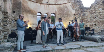 Μυσταγωγία με το “Τραγούδι της γης” στον Άγιο Αχίλλειο Πρεσπών