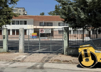 Βελτιωτικές αισθητικές και λειτουργικές παρεμβάσεις στον αύριο χώρο του 2ου Γυμνασίου Πτολεμαΐδας! (ρεπορτάζ της Κούλας Πουλασιχίδου)
