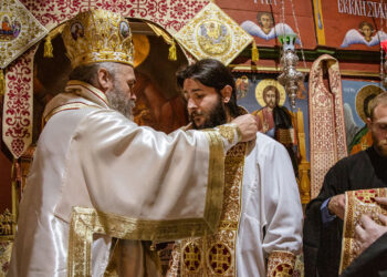 Χειροτονία Πρεσβυτέρου Αυγουστίνου Χατζηαθανασίου στην Ιερά Μητρόπολη (φωτογραφίες)