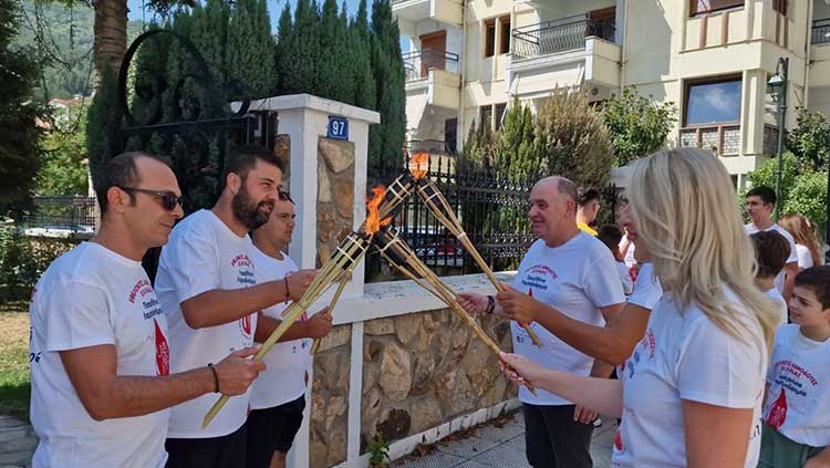 Από τη Φλώρινα πέρασε η 22η Πανελλήνια Λαμπαδηδρομία Εθελοντών Αιμοδοτών (Φώτο+Βίντεο)