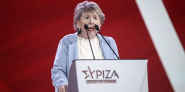 Υπέβαλε παραίτηση η Έλενα Ακρίτα – Δεν έγινε δεκτή από τον Νίκο Παππά