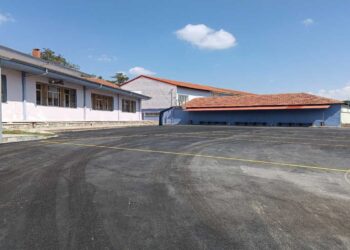Ασφαλτοστρώσεις σε αυλές σχολικών μονάδων του Δήμου Φλώρινας