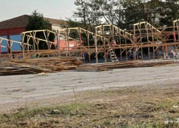 Πτολεμαΐδα: Με πυρετώδεις ρυθμούς οι προετοιμασίες για την Εμποροπανήγυρη – Στήνονται οι παράγκες για εκθέτες / καντίνες – Τι ενδιαφέρον υπάρχει