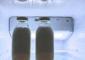 Ποιοι δικαιούνται επίδομα γάλακτος 300 ευρώ